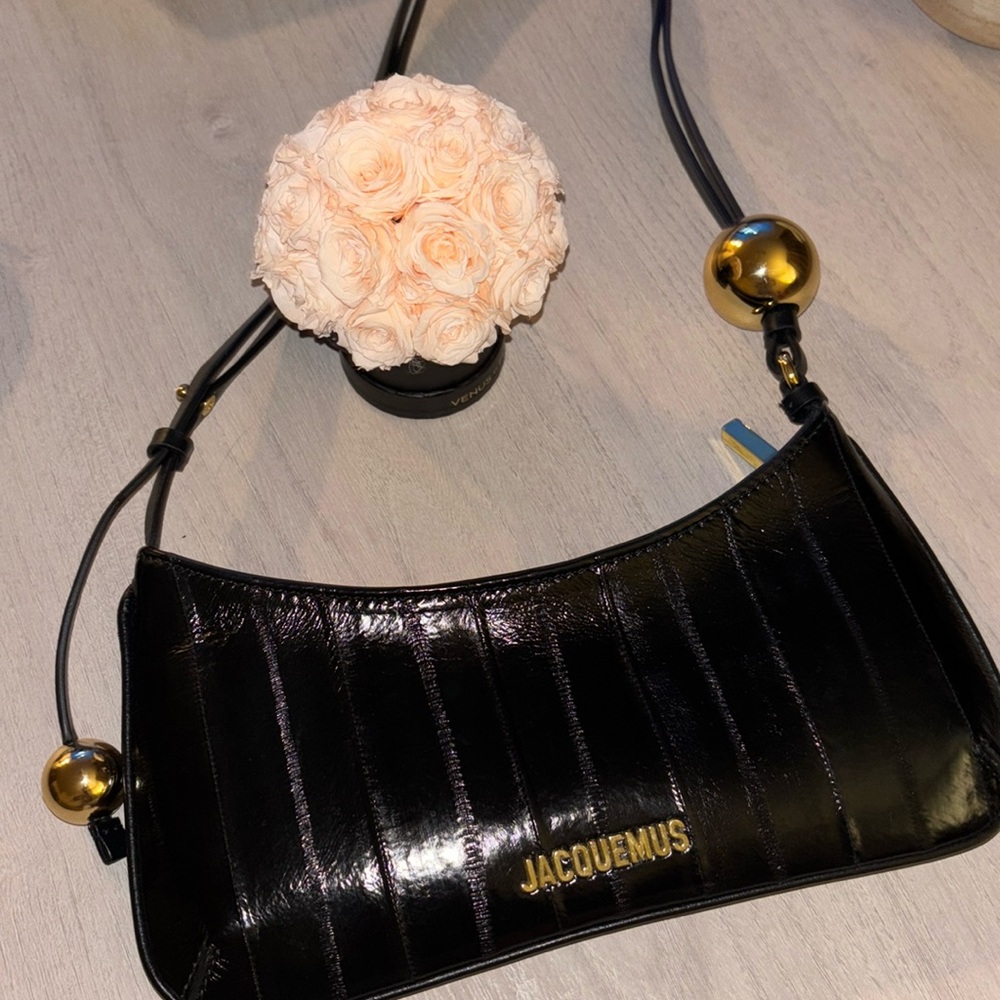 Jacquemus black bisou pearl purse